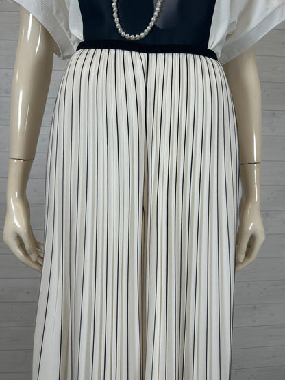 pleats-wide-pants