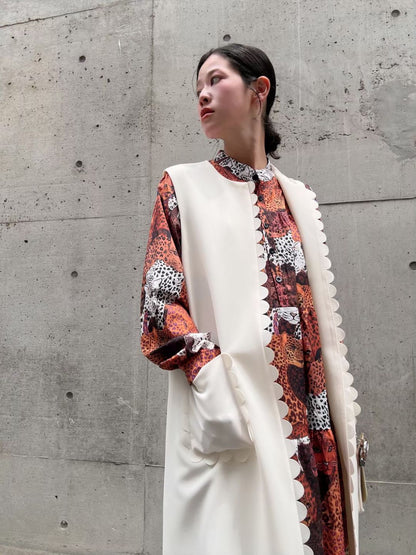 petite scalloped long gilet