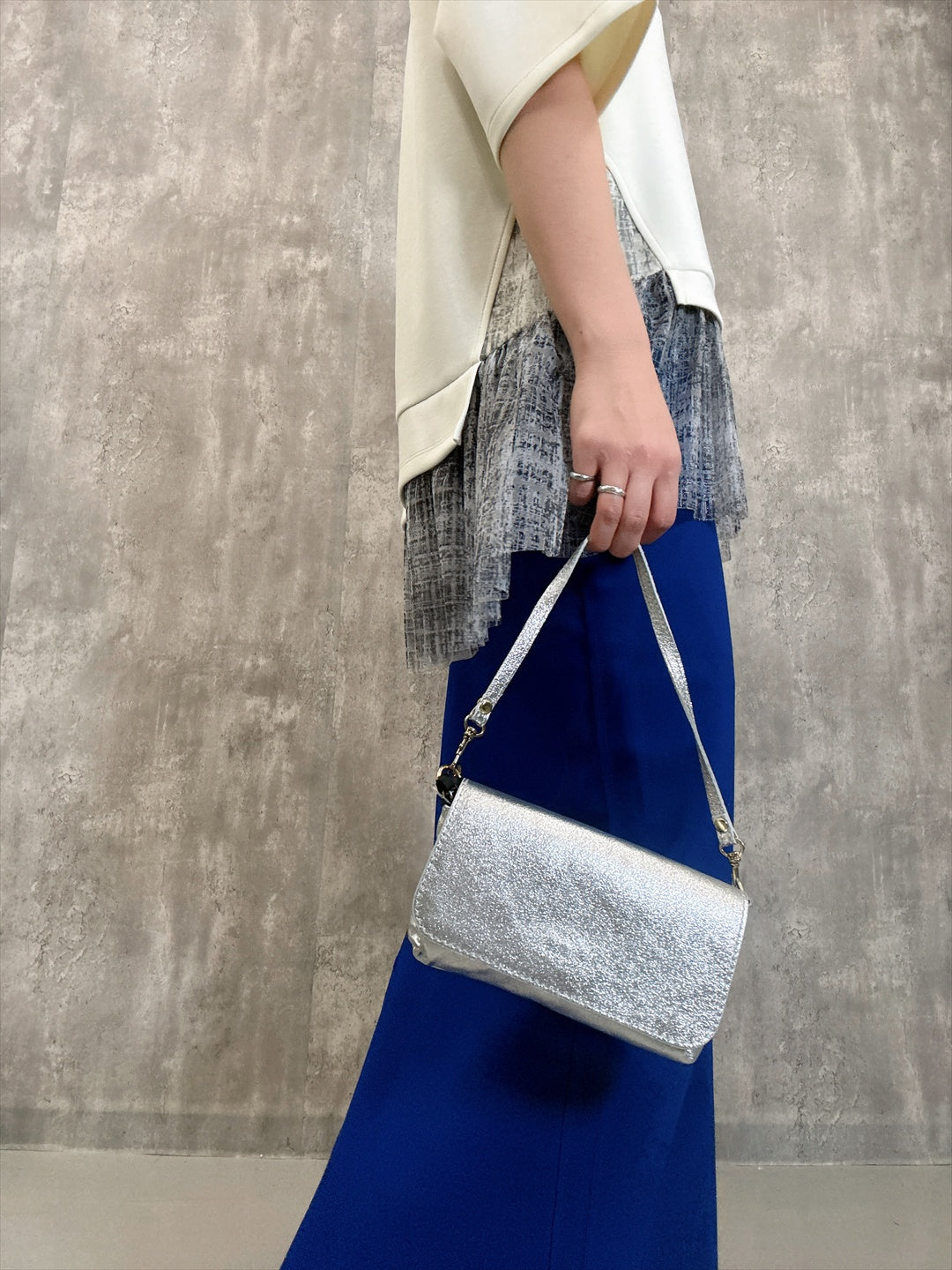 MARLON VENUS shoulder bag