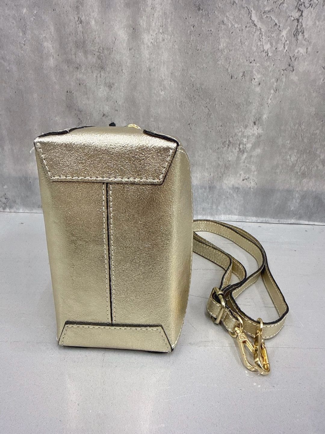 MARLON Firenze small laminato shoulder bag