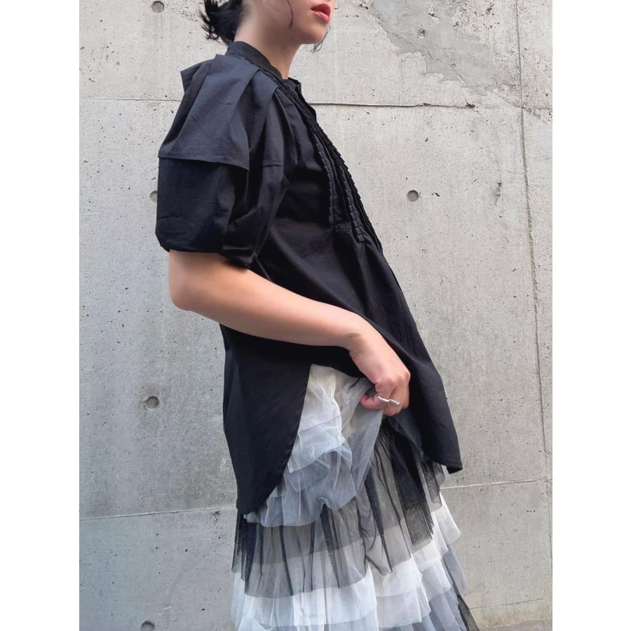 front pintuck volume sleeve blouse