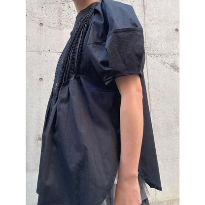front pintuck volume sleeve blouse
